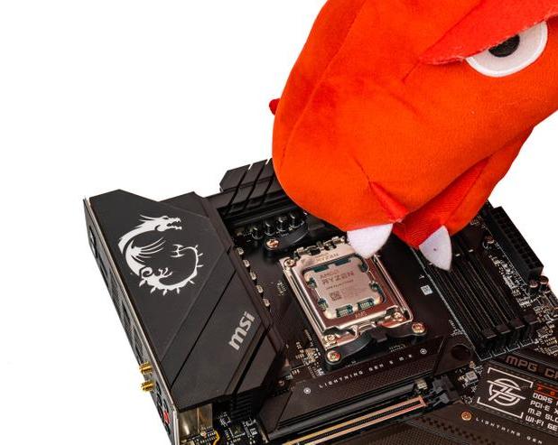 Обзор материнской платы MSI MAG B650 Carbon WIFI